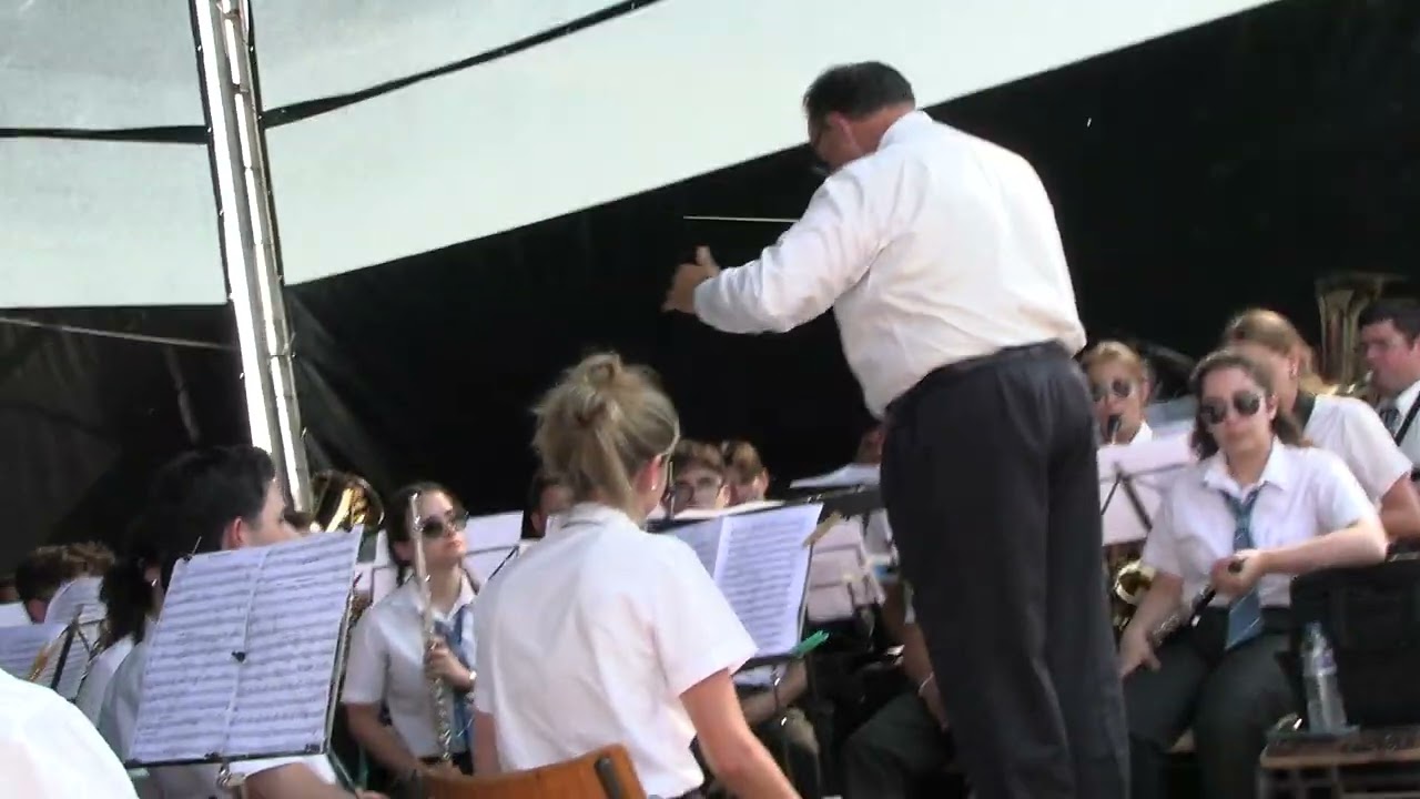 Banda de Musica de Moreira da Maia (Maestro: José Aureliano Costa) MORNAS E COLADERAS - Afonso Alves