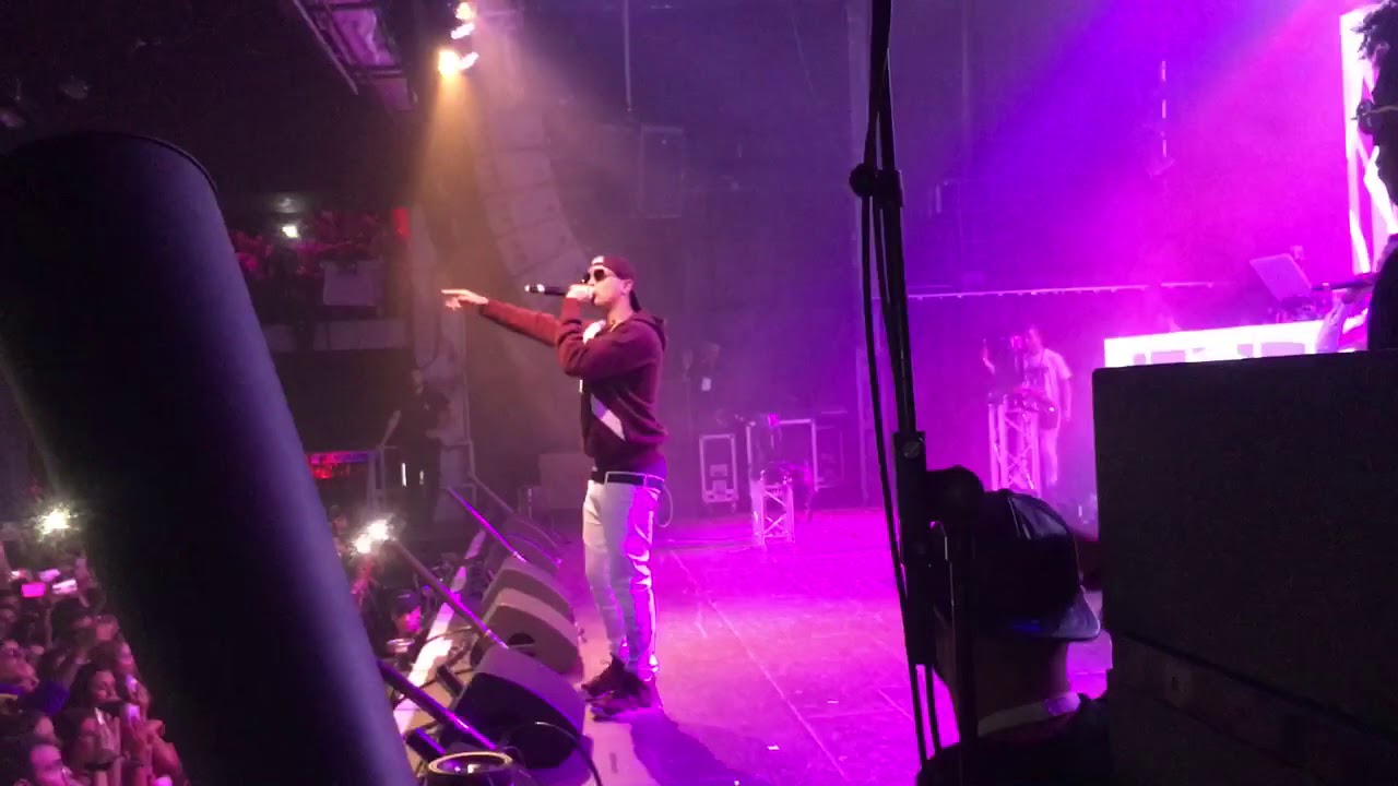 Amigos y Enemigos - Noriel Live Barcelona