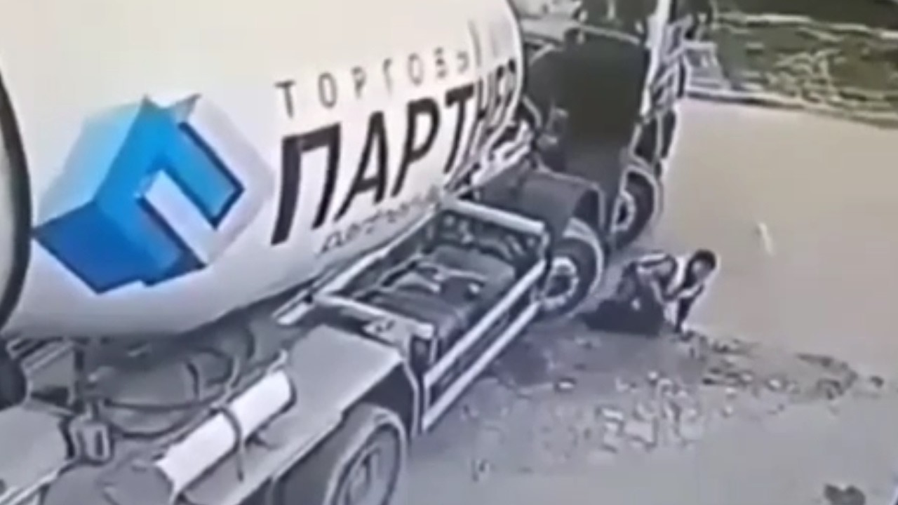 WORKPLACE ACCIDENTS & Moments That Went Wrong | Best of 2026 #5