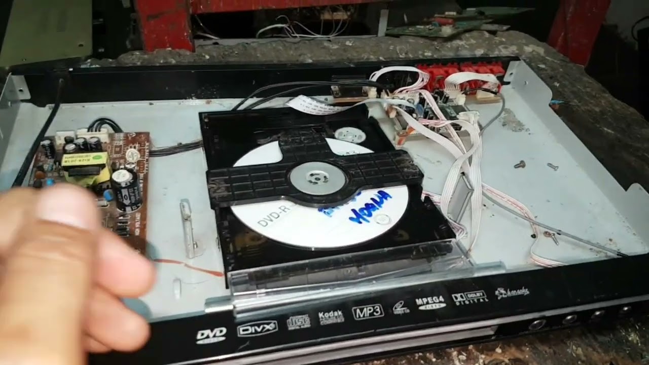 DVD no enciende  por algo insignificante  falla comun en todos.