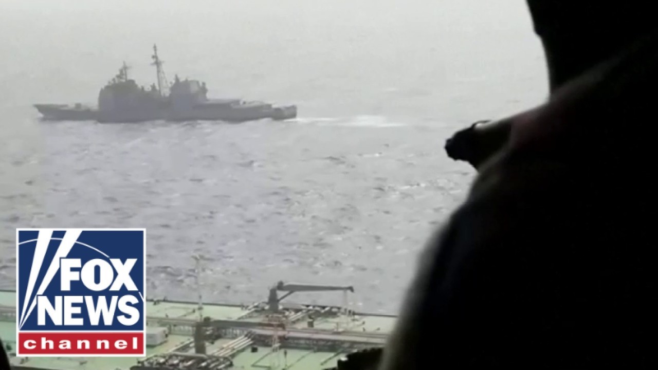 СРОЧНО: Морская пехота США впервые высадилась на судно в ходе конфликта с Ираном