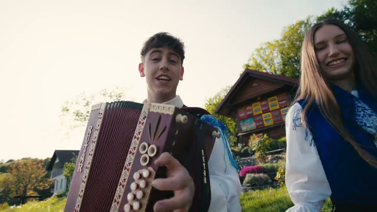 Ben-Maj in Julia s prijatelji TE DOMAČE VIŽE (cover)