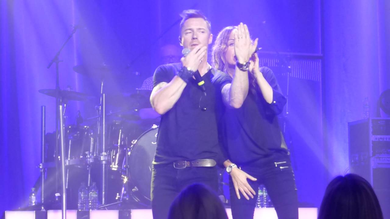 Ronan Keating & Jo Garland - Last Thing On My Mind, York Barbican. 21.09.2016