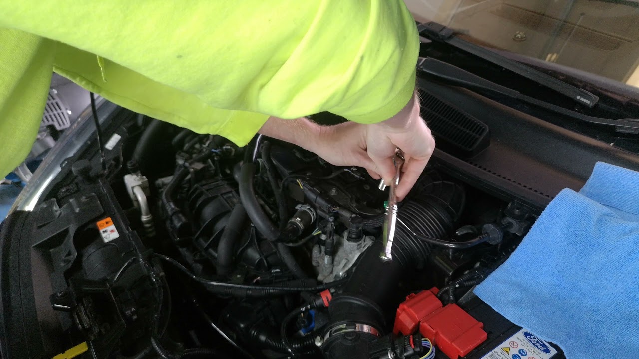 Ford Fiesta ST180 Spark Plug Change
