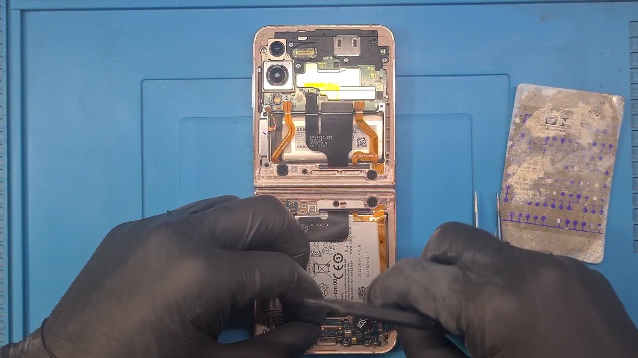 Samsung Z flip 4 desliga ao fechar a tela