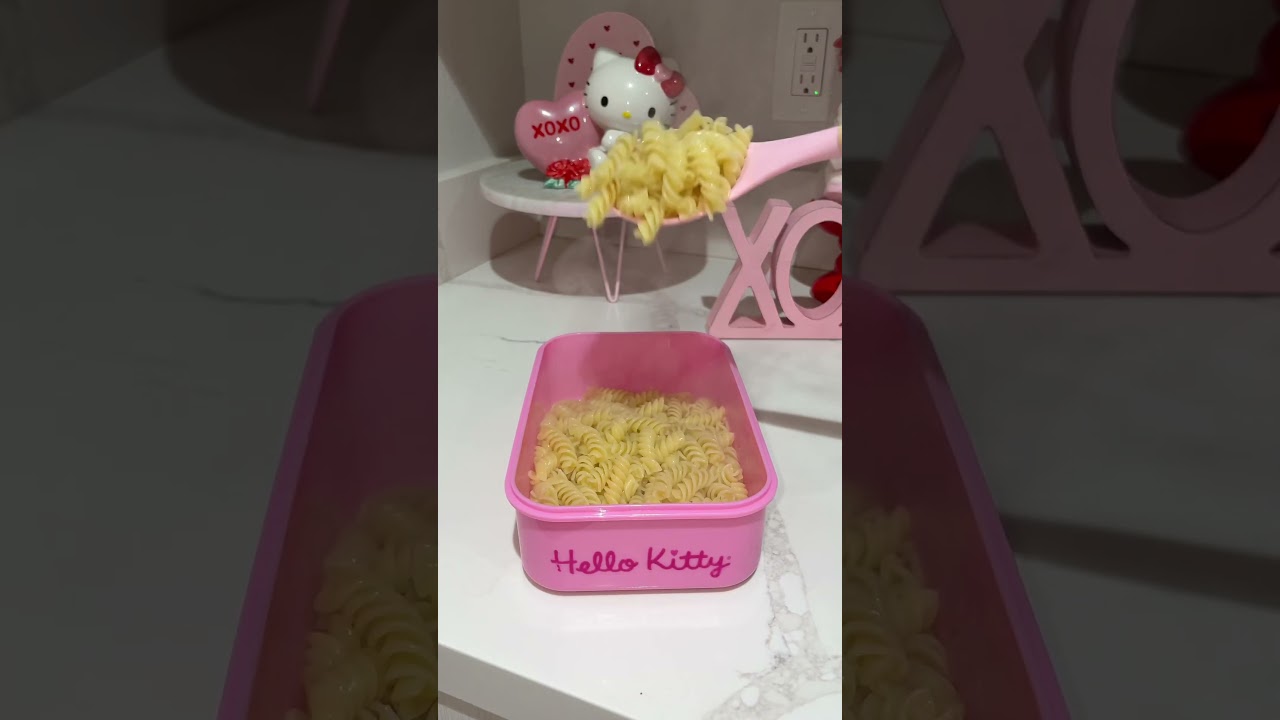 Let&rsquo;s pack lunch! #asmr #pink