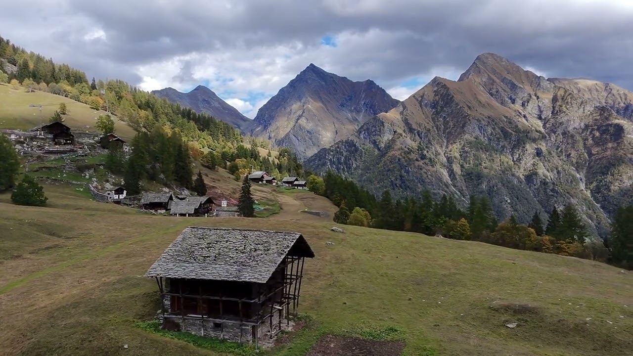 Val d&rsquo;Otro (1700m) - Alagna Valsesia Vc - in Valsesia 11/10/2024