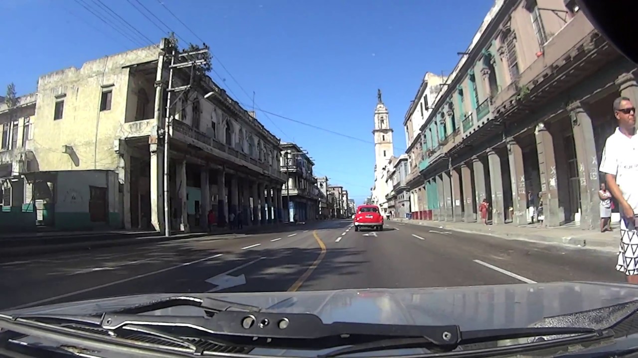 Driving in havana cuba  Manejando un lada para la habana vijeja