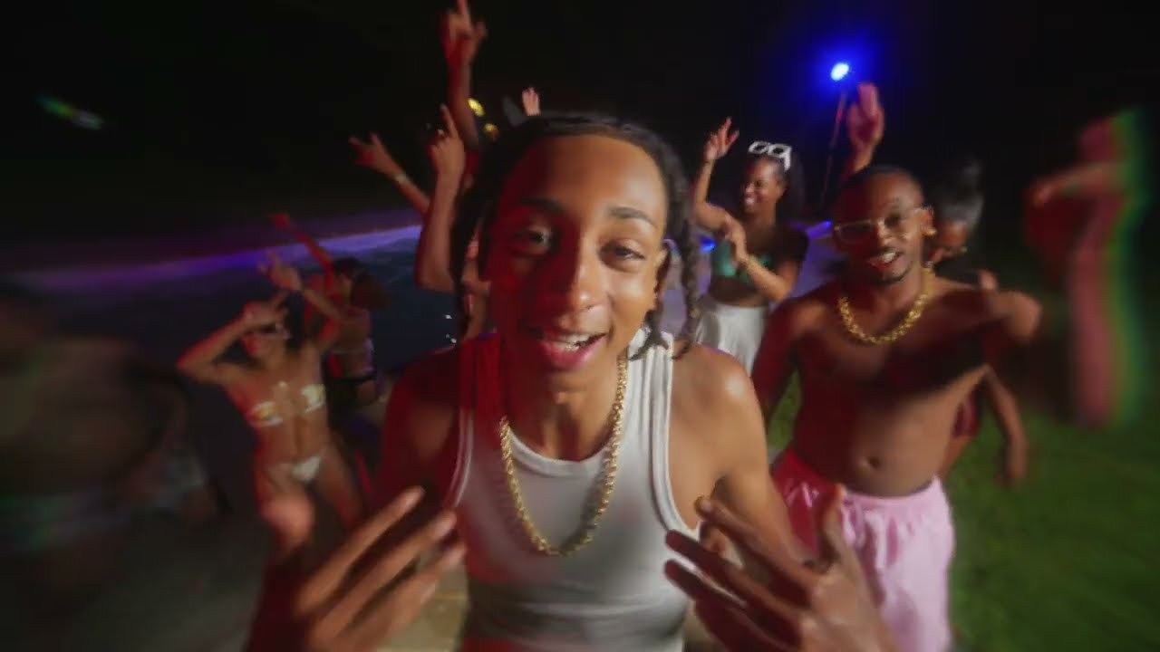 Mkms - CHAPÉ ft. Dj Skyro (Clip Officiel)
