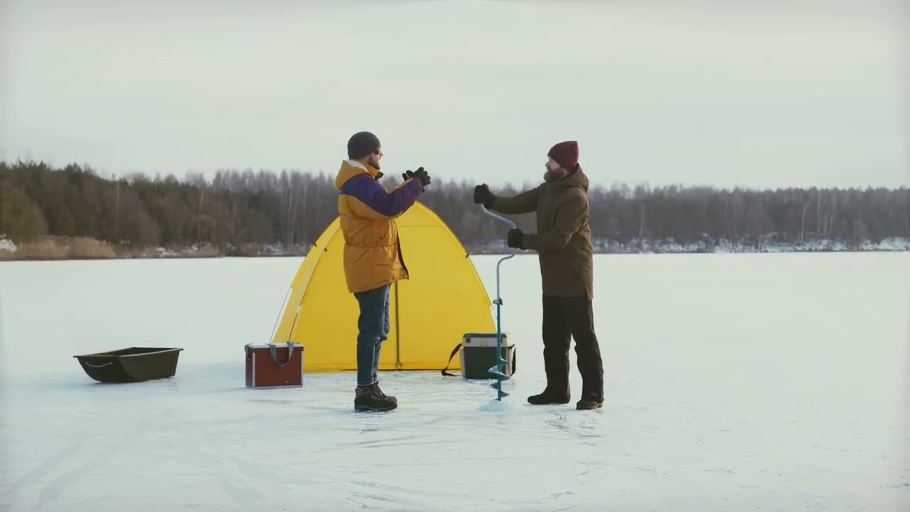 Pêche sur Glace : Calme et Aventure Hivernale