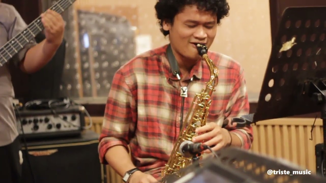 All of Me - Triste (Studio Session)