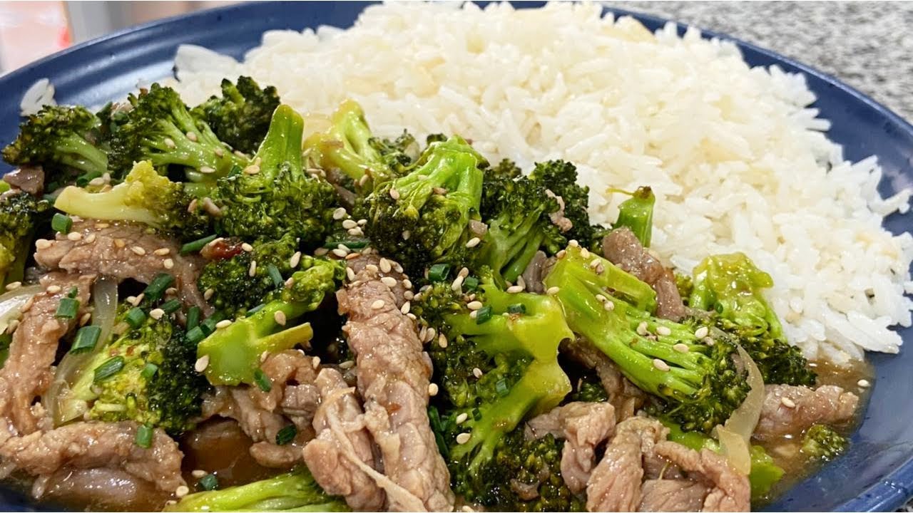 BROCOLI CON CARNE DE RES | BEEF AND BROCCOLI | ALE DE NAVA