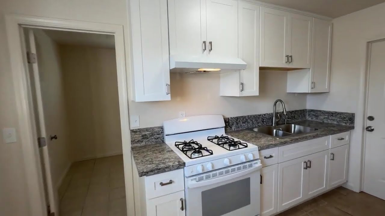 14 N. 5th St (1/2 unit)  Patterson CA 95363