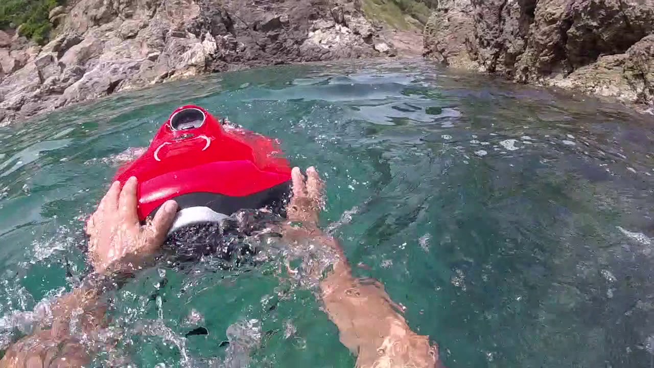 Seabob f5s rock jump 2018