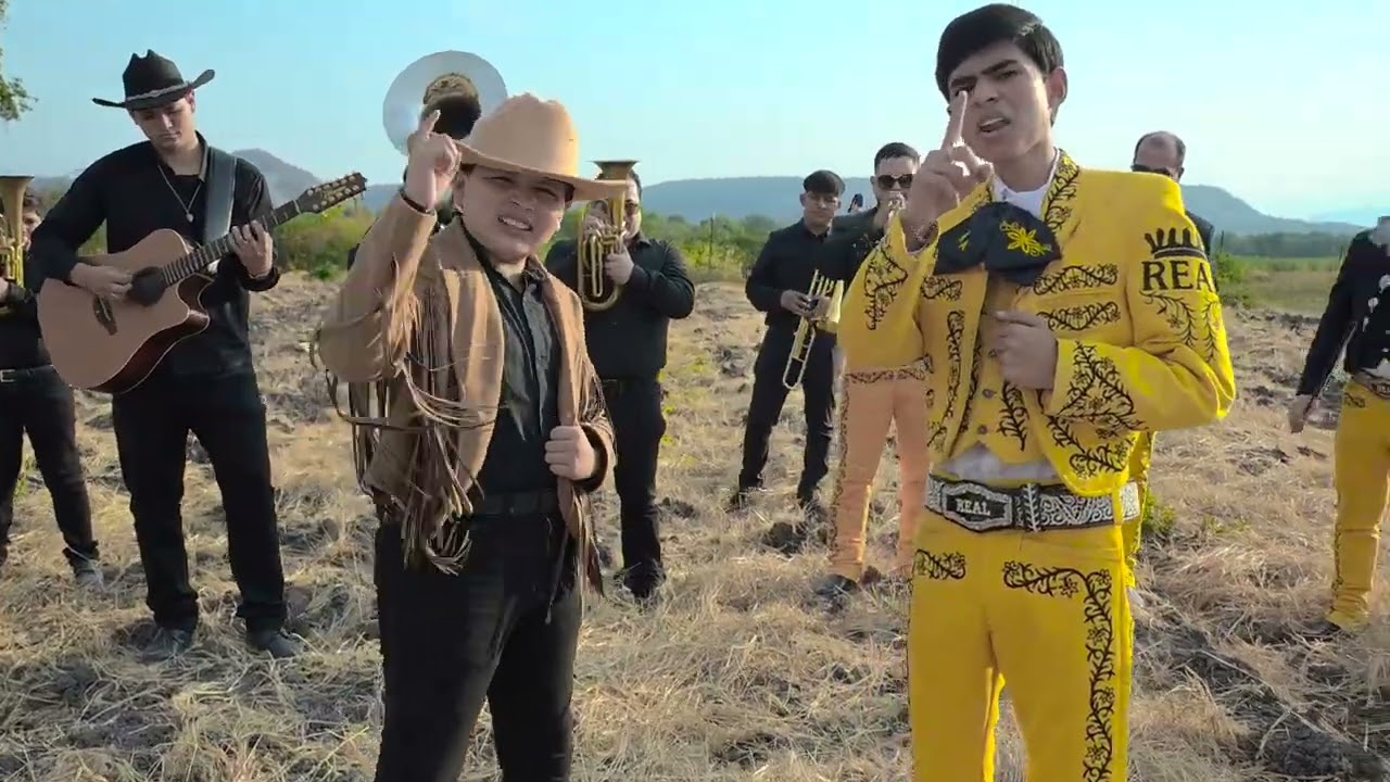 MIGRANTE - Axel Ulises Ft Mariachi Real Apatzingán