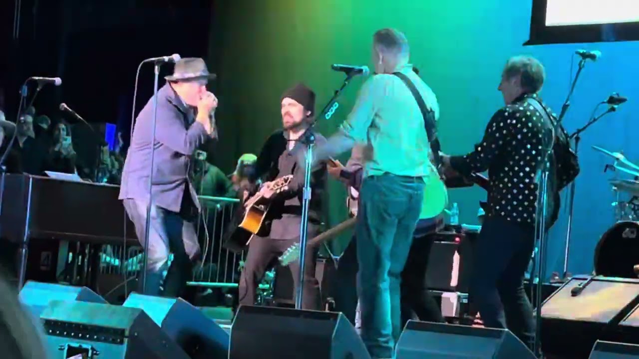 Pumping Iron- Bruce Springsteen Joe Grushecky The Houserockers - Light Of Day 2025