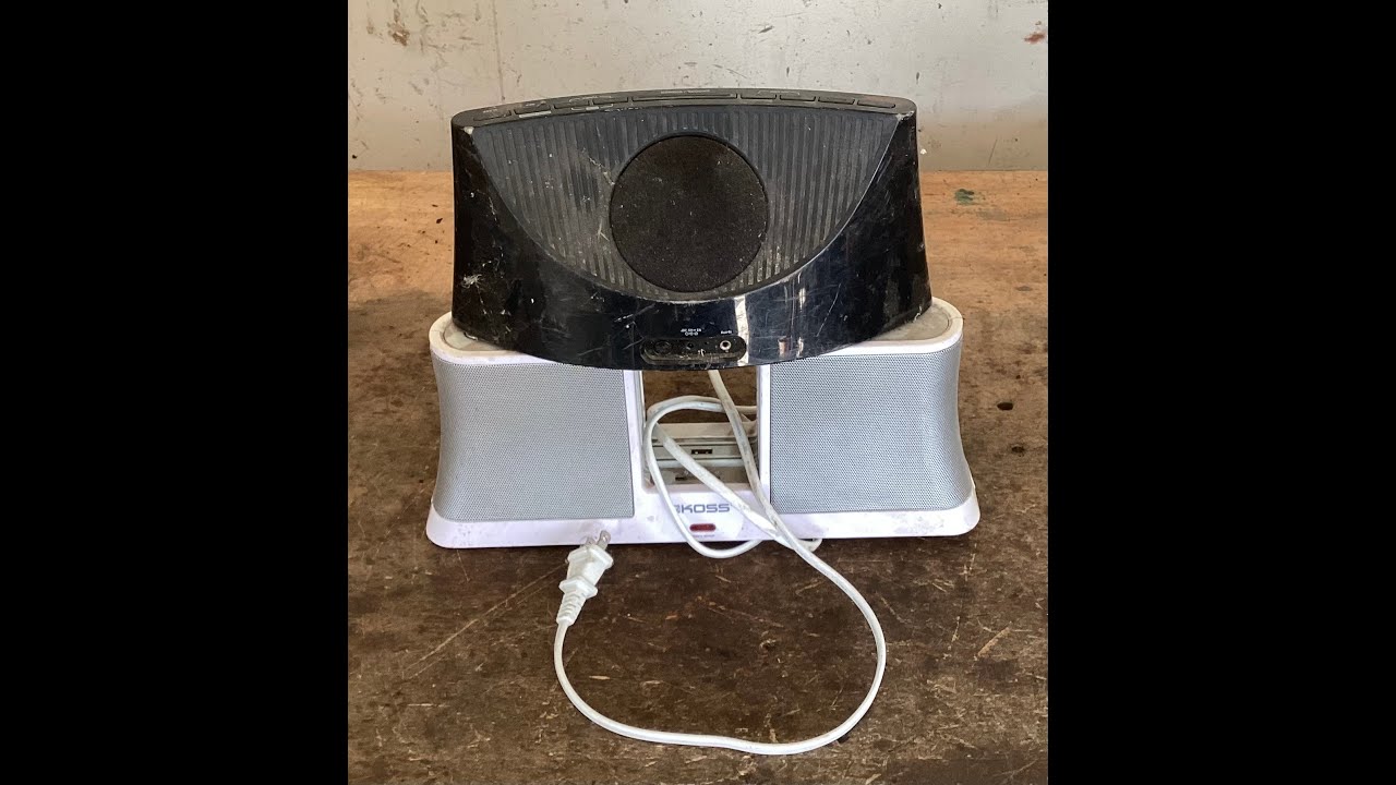 Scrapping a MP3 speaker with dock for copper, aluminum, and tin. Was it worth it? You decide.