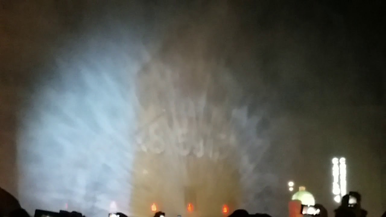 20190101 0001 Graz Silvester Hauptplatz Wasserfontänenevent(1)