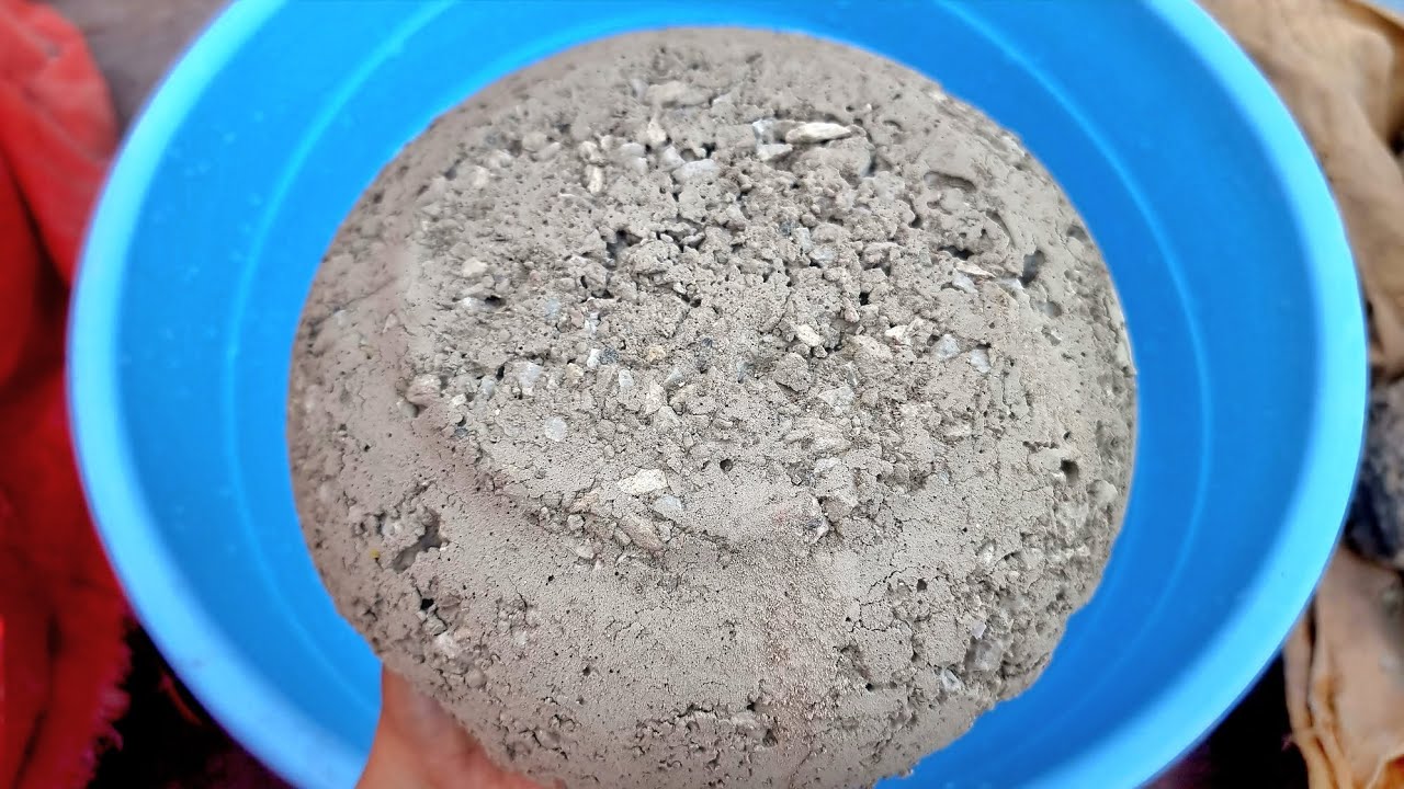 ASMR: Gritty Soft Dirt Crumbling in Water 💦🤤 Mouthwatering Satisfying, Sleepaid #crumbling