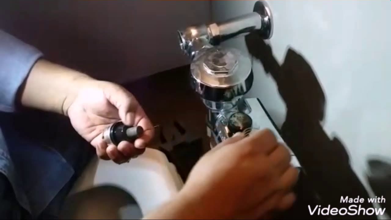 Cambio de valvula de fluxometro sloan
