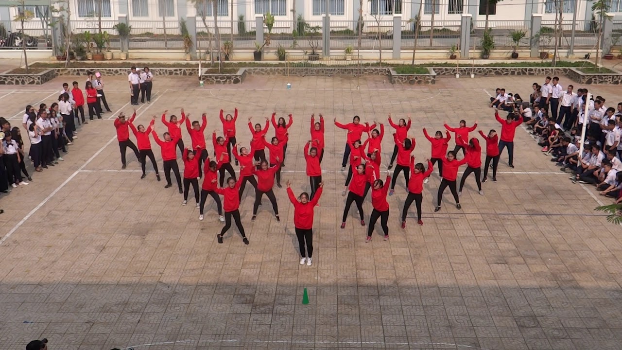 Flashmob 2018 - 10DT - THPT Gia Định
