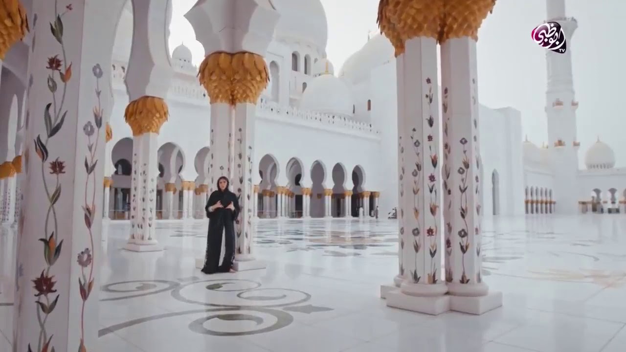 مسجد الشيخ زايد.. ثالث أكبر المساجد في العالم وتحفة أبوظبي