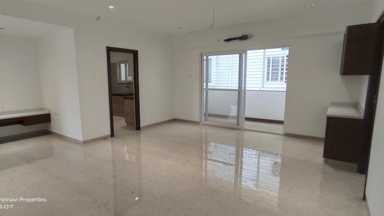 Ad no 180/3BHK Floor Wise Flat/2450Sft/1.50Cr/ Nagarjuna Nagar Vijayawada @srivyshnaviproperties