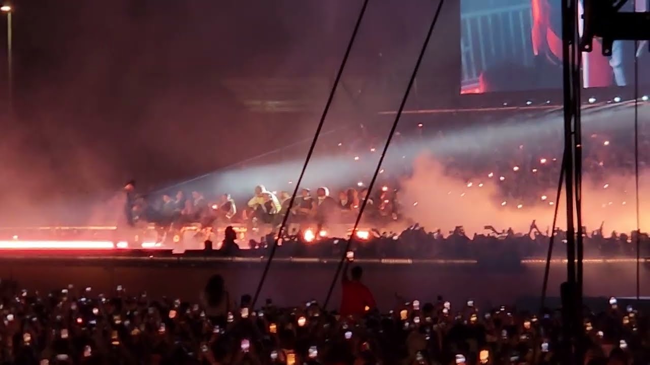 Bad Bunny - DtMF live Sydney (28/2/2026)