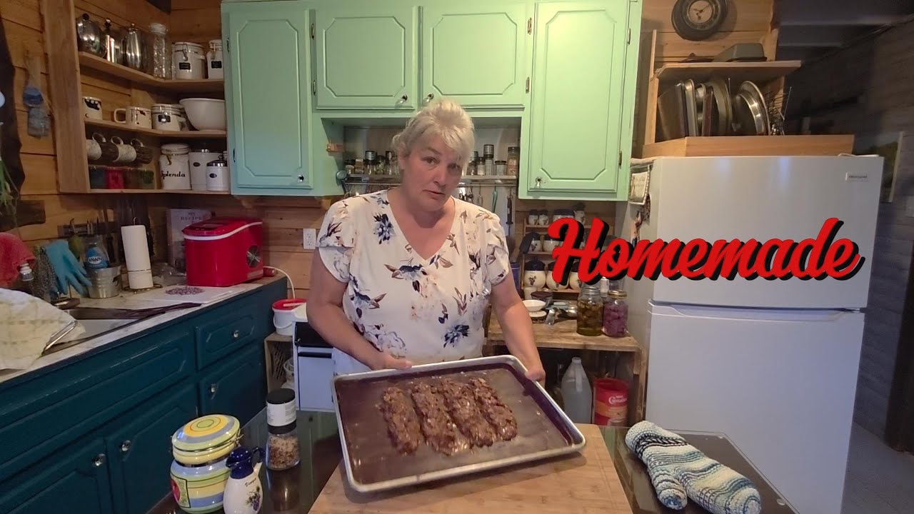 WHAT can be HOMEMADE? How about CHOCOLATE BARS. SIMPLE #newfoundlandlabrador #offgridliving