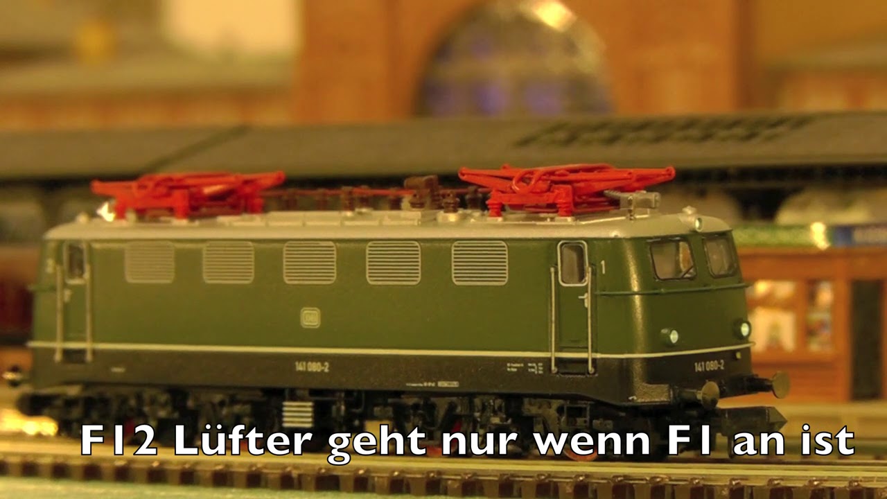 Neuvorstellung DB 141 von Fleischmann 734174 und einen Containerwagen Fleischmann 825027