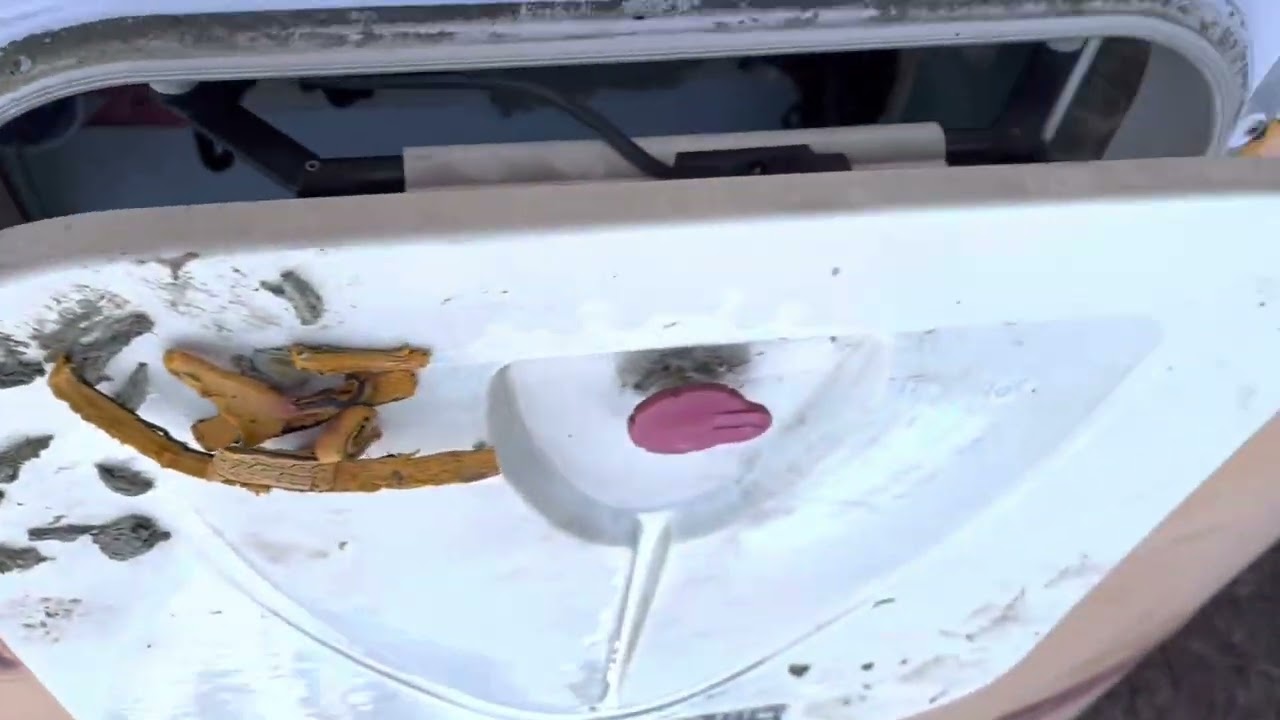 Skoolie - Emergency Hatch Removal