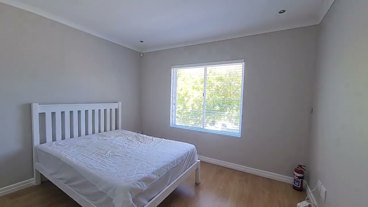  Furnished - 2 Bedroom Apartment in Plumstead 