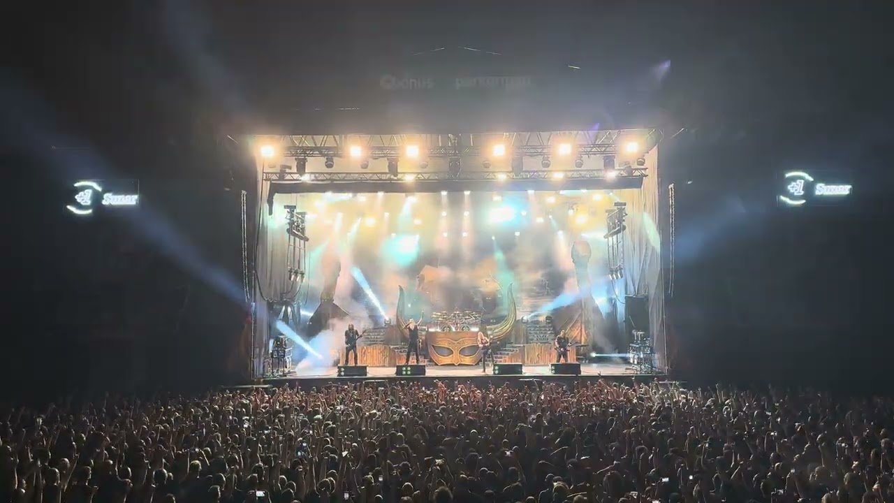 Amon Amanrth - Raise Your Horns (live in İstanbul 29.07.2024)