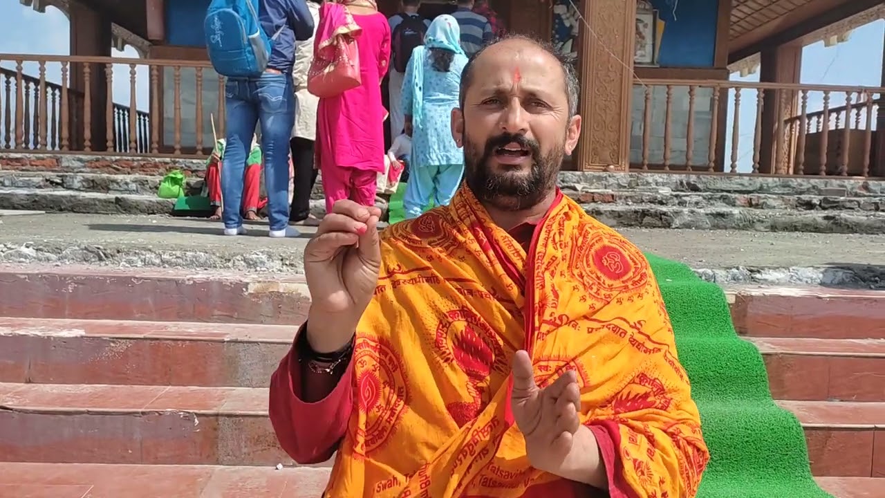 माँ भँगायणी देवी के दिव्य अवतार  आचार्य हरिंद्र पुजारी जी के द्वारा..