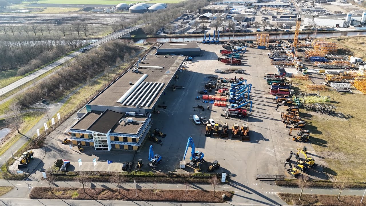 Prima Equipment Yard / Van der Spek Vianen Workshop