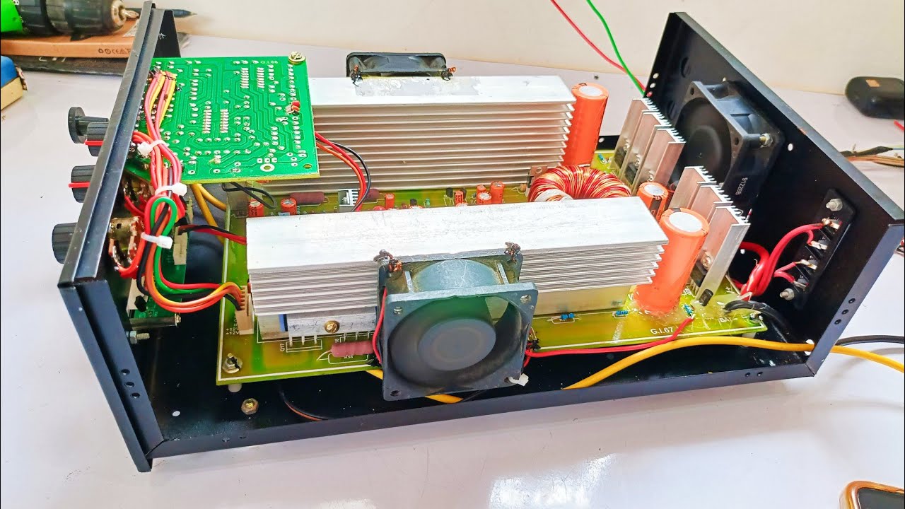 New 400 Watts Stereo Amplifier Power Output DC 12 Volt Super Saund Quality