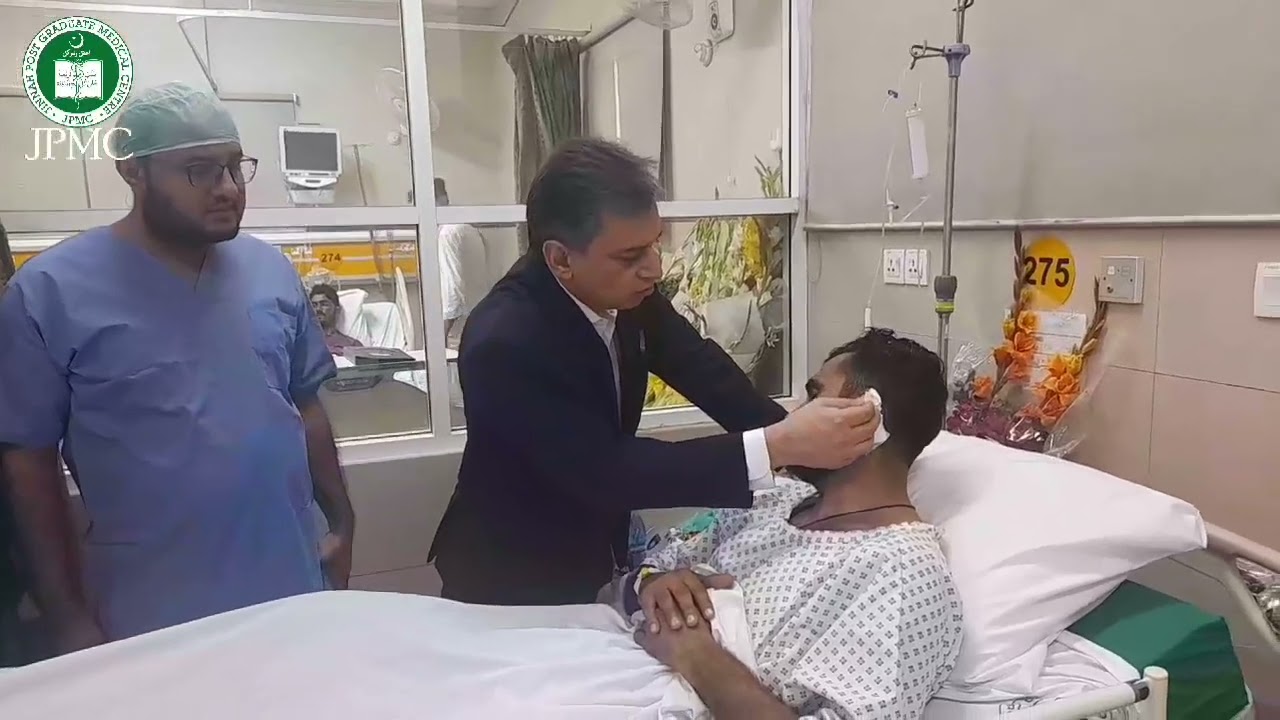 Chief of Army Staff, C.M Sindh, E۔D Prof. Dr. Shahid Rasool JPMC Visit Surgical Complex.