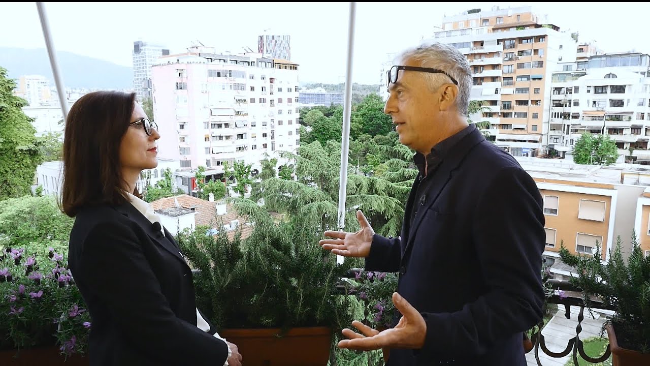Report TV - Flet arkitekti Stefano Boeri: Shqipëria ka sot atë që i duhet Europës për të ardhmen