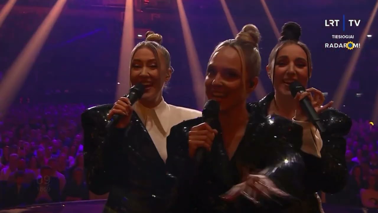 Queens of Roses - Walk through fire (Live from Eurovizija.LT &ndash; Final)