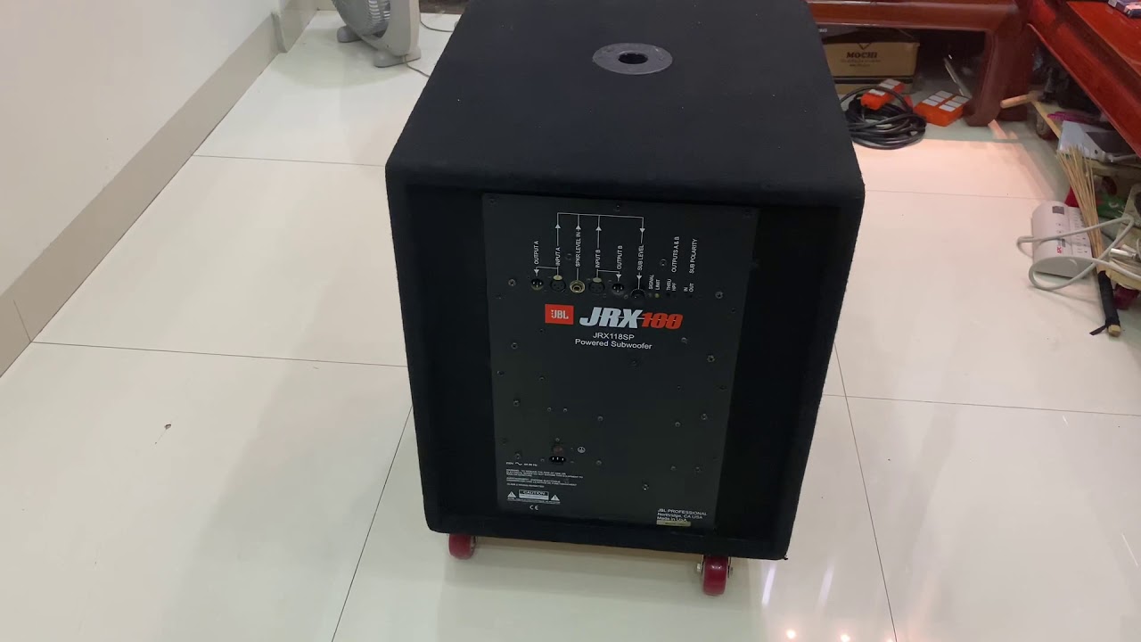 Loa s&uacute;p JBL JRX118sp L&ecirc;n đường tks ae