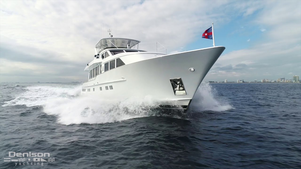 WHIRLAWAY: 82' Burger Motoryacht Walkthrough [$2,450,000]