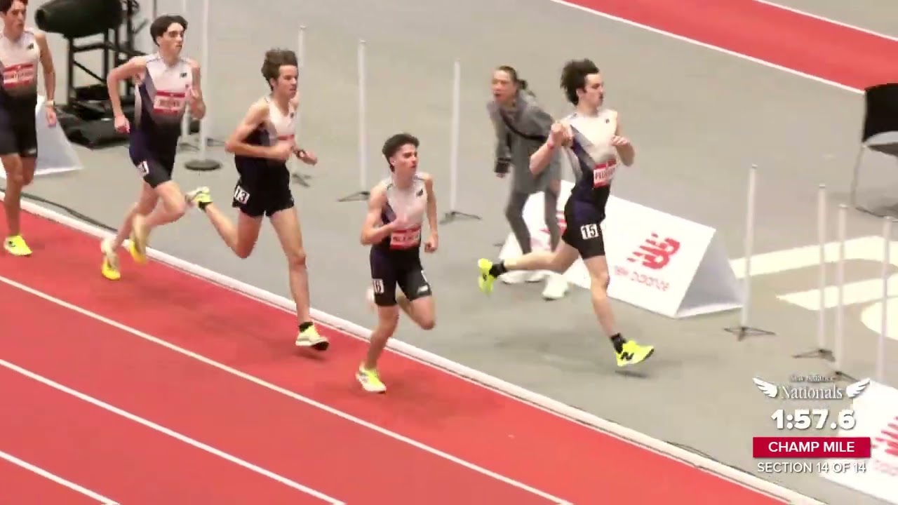 Ноа Бонтрагер пробежал милю менее чем за 4 часа на New Balance Nationals Indoor [Полная запись за...