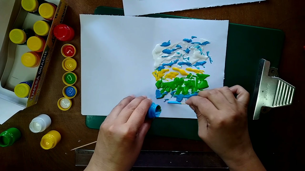 PINTURA ARTÍSTICA MEDIANTE MANCHAS SIMÉTRICAS CON TÉMPERAS
