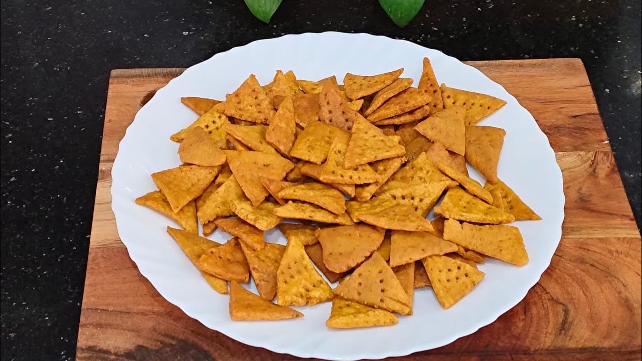 Besan se banaye nachos