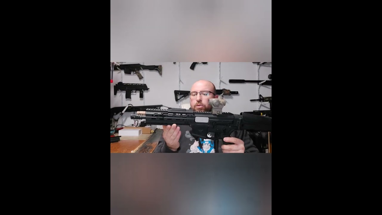 Presentation UTR45 Double eagle (ma réplique courte préférée)Airsoft