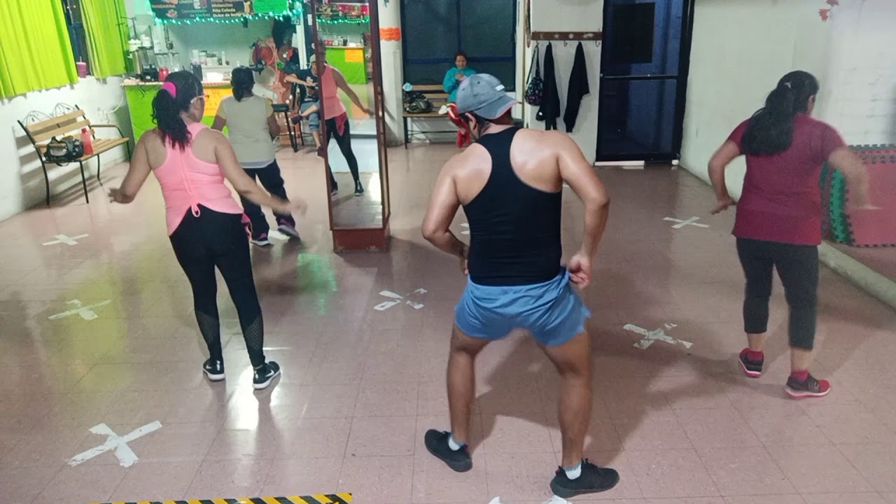 COSTUMBRES - Cumbia - Sonora skandalo #zumba / Oscar Peralta