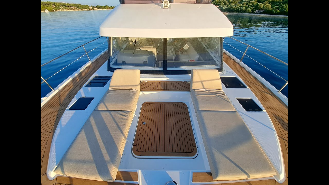 FOUNTAINE PAJOT MY5 SEA TRAIL SHORT VIDEO
