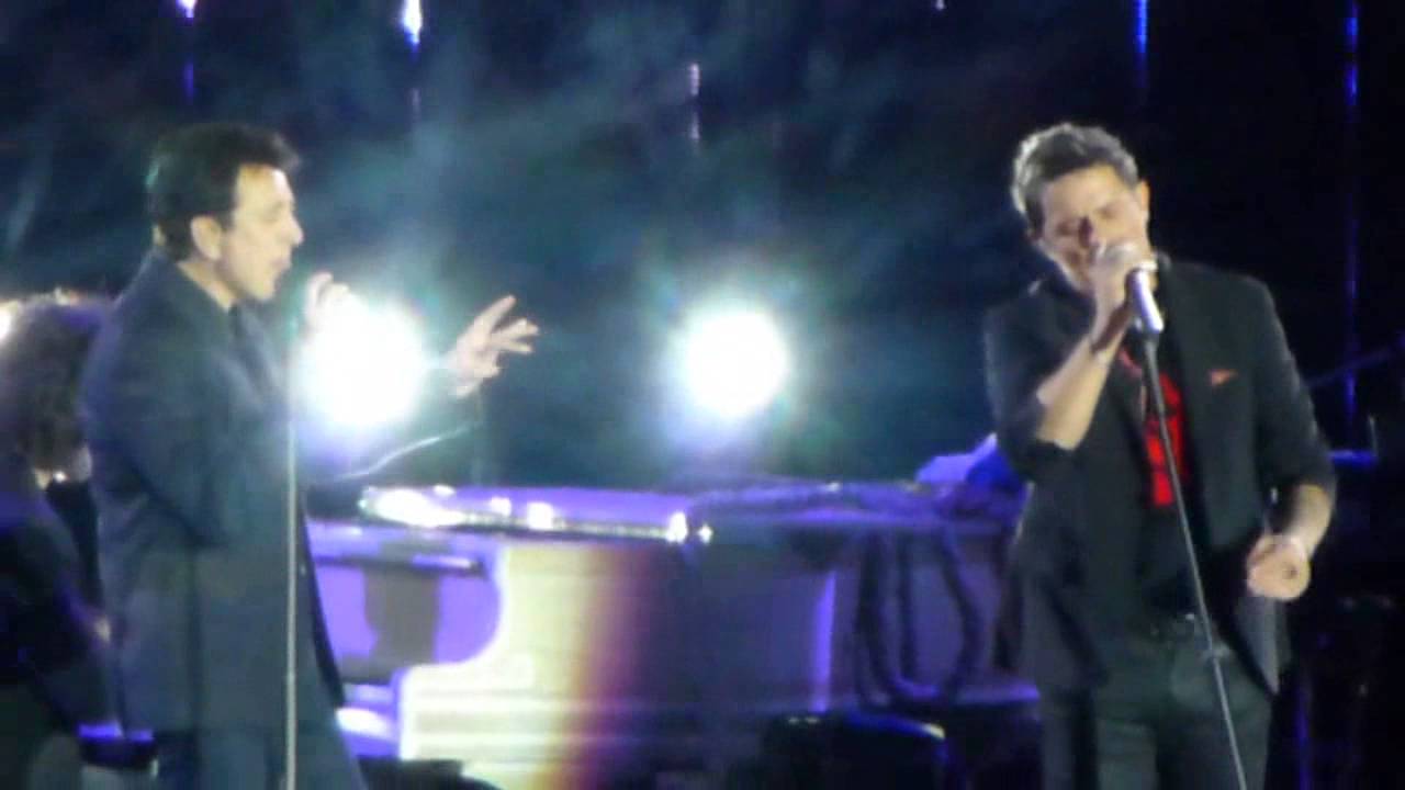 Alejandro Sanz y Manolo Garcia - No me compares (Estadio Olimpico Sevilla 19-06-2013)