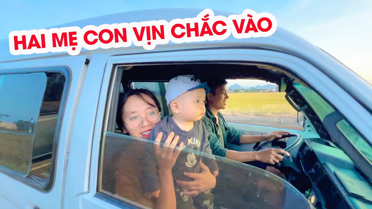 LẦN ĐẦU CU DI ĐƯỢC BA LẤY Ô TÔ CHỞ ĐI DẠO MÀ AI CŨNG HỒI HỘP - GÀ KFC NGUYÊN CON | Xóm Dừa