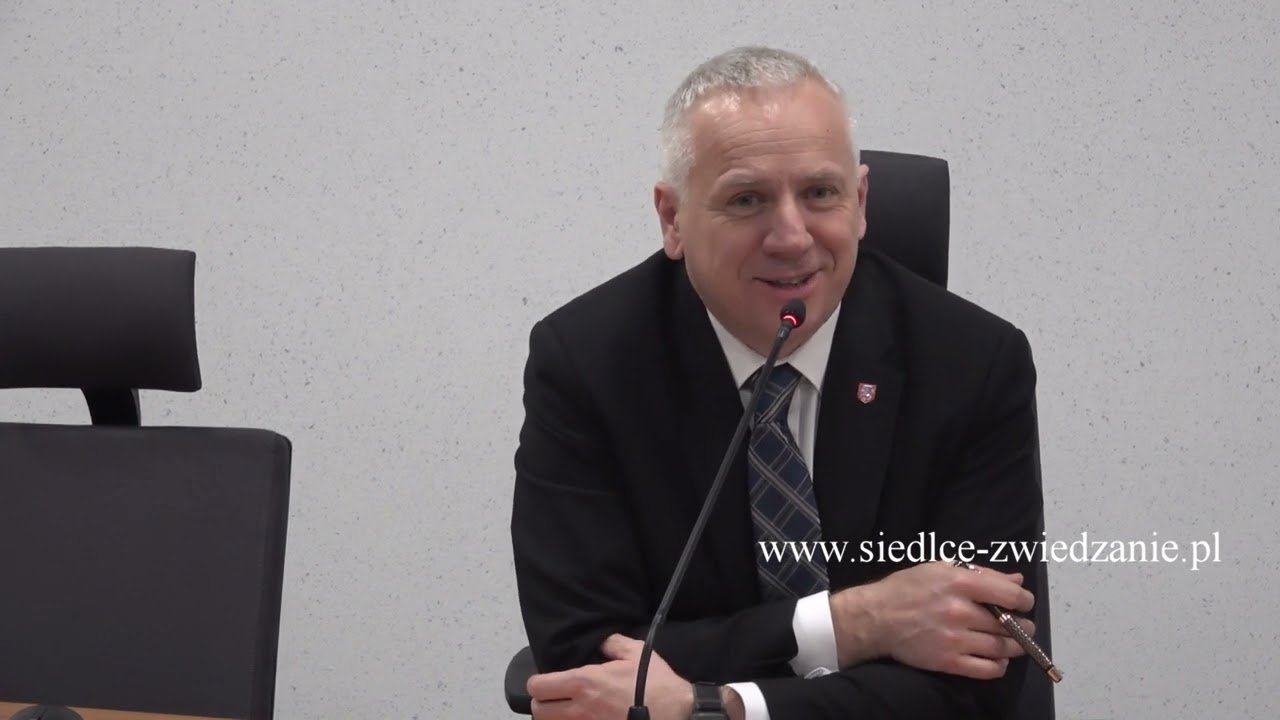 Siedlce. Urząd Miasta. Podpisanie umów na wsparcie organizacji oraz klubów sportowych.  12.02.2026r.